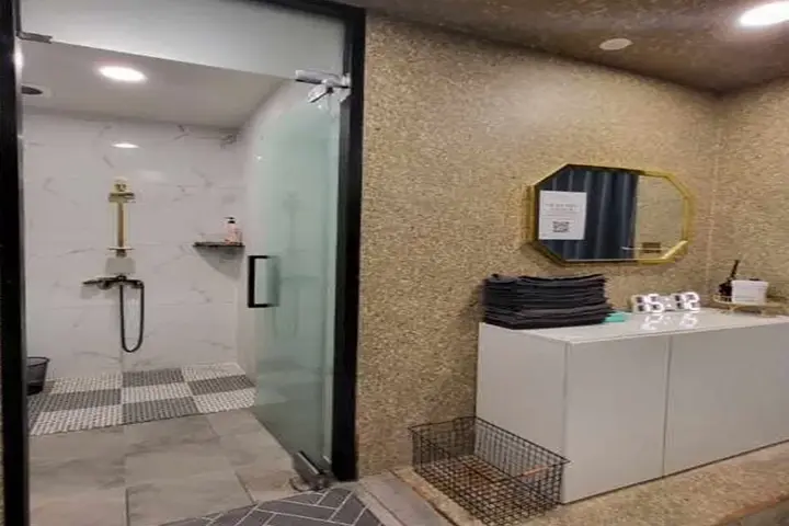 마포 홍대 써니에스테틱 샤워실 사진