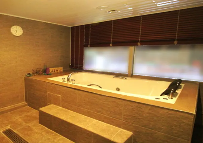 동탄 북광장 청담미 스웨디시 샤워실 내부